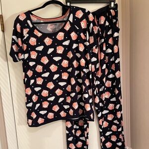Pillow Talk short sleeve, navy with pink owls pajamas.  Sz L